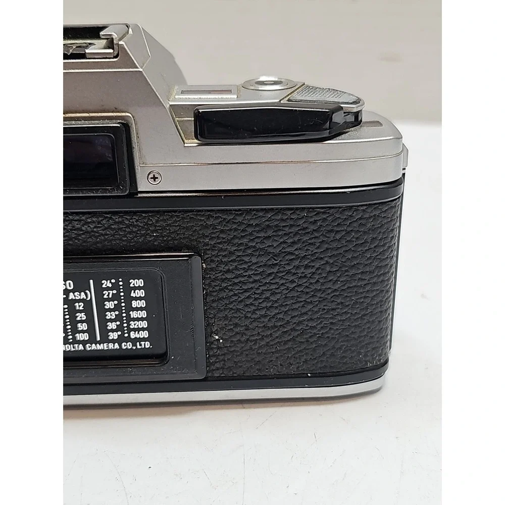 Minolta X-370 35mm SLR Film Camera with Extra Lenses **UNTESTED**